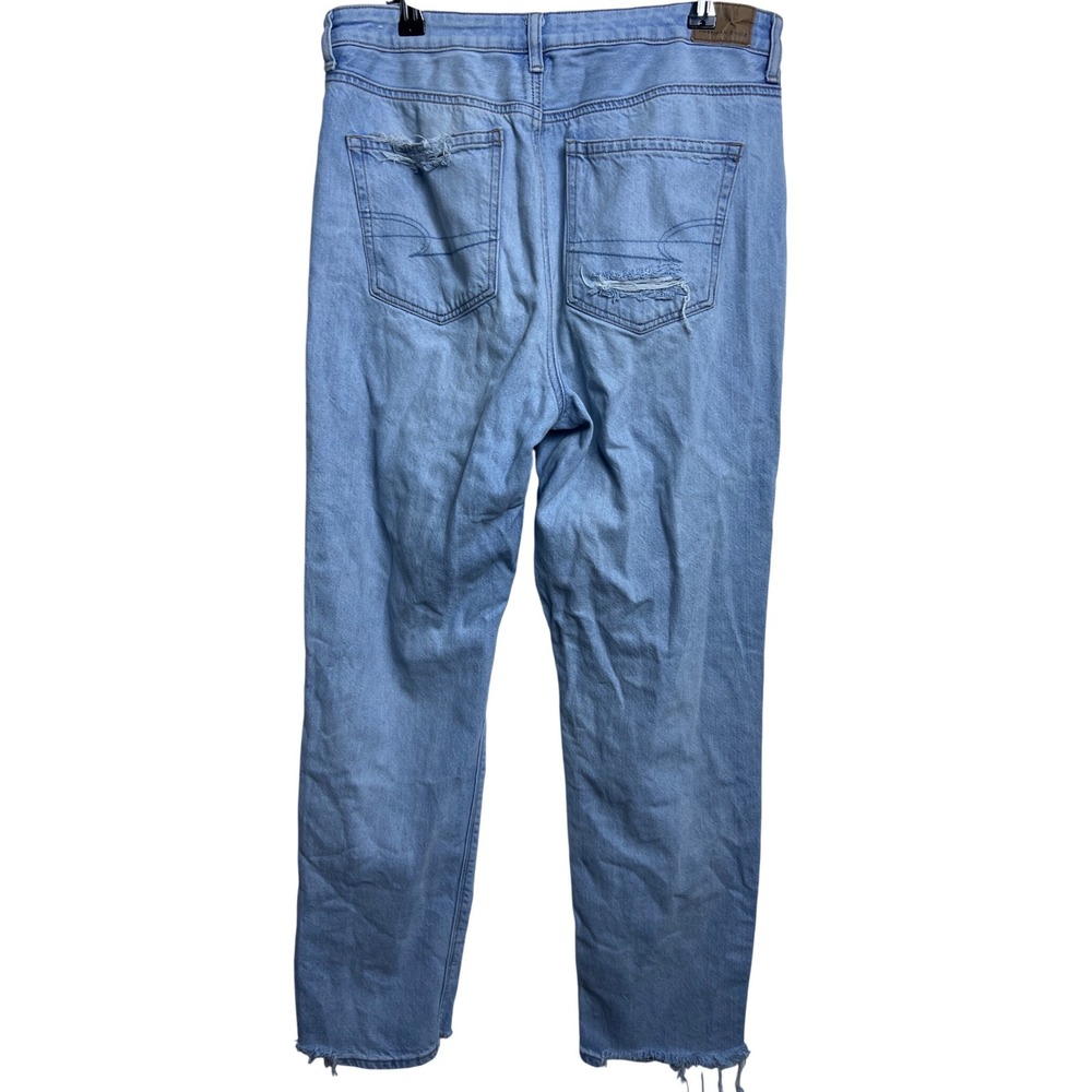 American Eagle Light Wash Distressed Mom‎ Jeans High Rise Ripped Denim 8 
Long - Picture 4 of 9